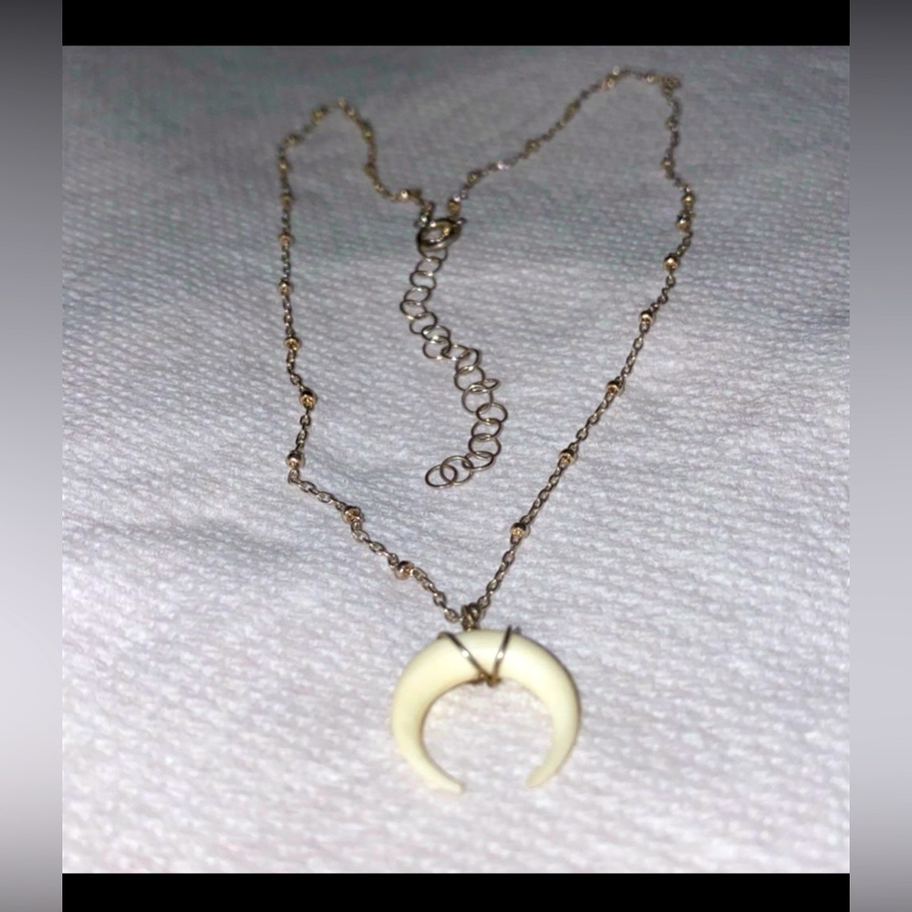 NWOT Stamped 925 Sterling Silver Chain White Horn Pendant Necklace